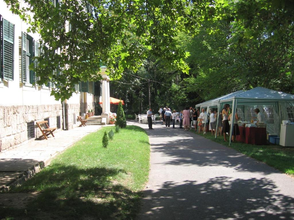 Hotel Mater Salvatoris House Gödöllő Zewnętrze zdjęcie
