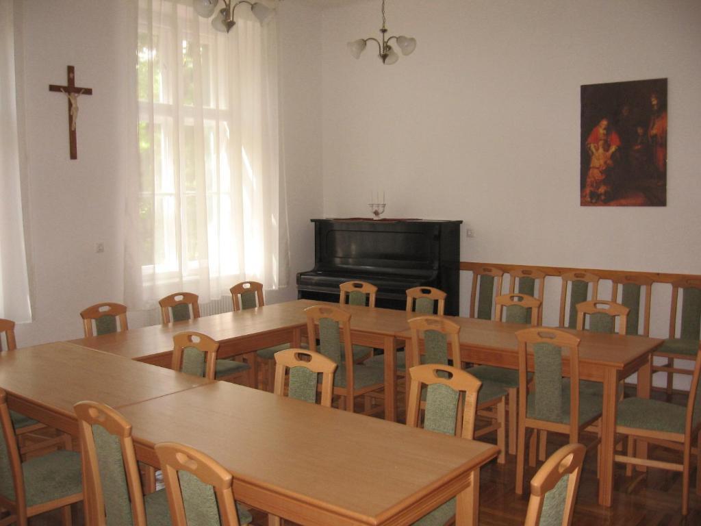 Hotel Mater Salvatoris House Gödöllő Zewnętrze zdjęcie