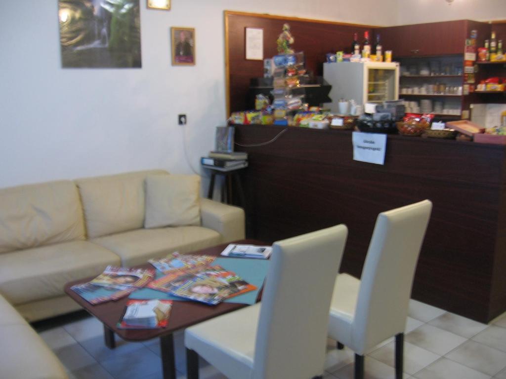 Hotel Mater Salvatoris House Gödöllő Zewnętrze zdjęcie